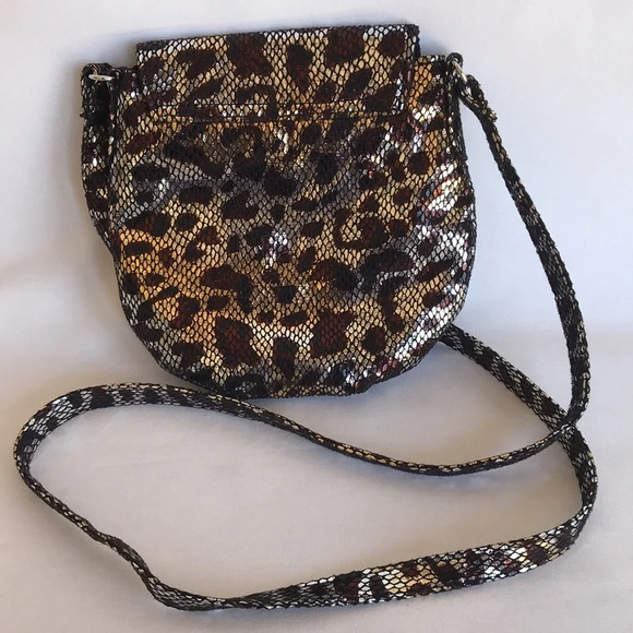 Leopard print purse with divided sections inside - Picture 3 of 6